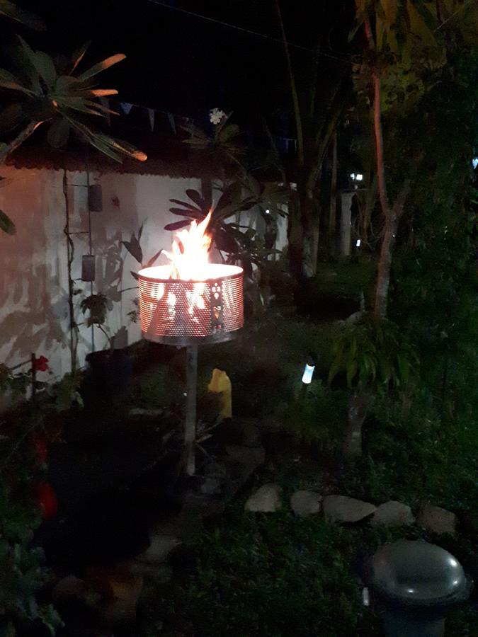 Wine Tree Garden Guesthouse 미리사 외부 사진